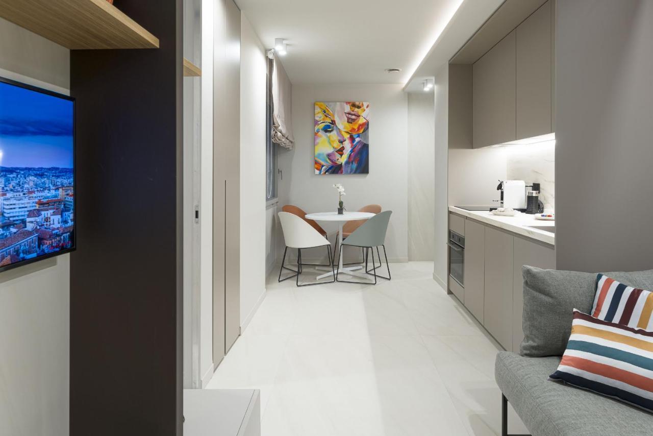 Aera Luxury Suites By Wonderful Italy 卡塔尼亚 外观 照片